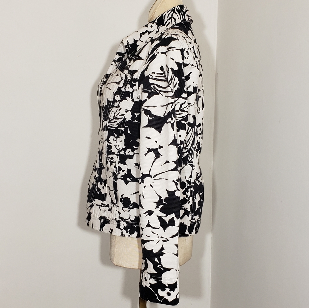 Jones NY Signature jacket size Small - Picture 5 of 8